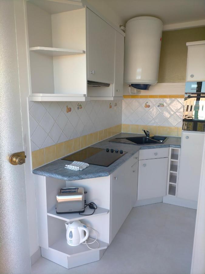 Appartement Lumineux Et Spacieux En Centre Ville Диеп Екстериор снимка